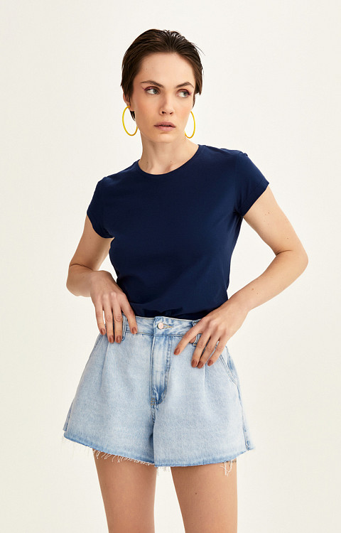 CAMISETA BABY LOOK LISA DE ALGODÃO SUSTENTÁVEL PREMIUM FEMININA