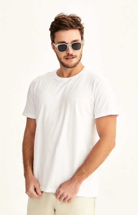 Camiseta Lisa de Algodão Sustentável Premium Masculina