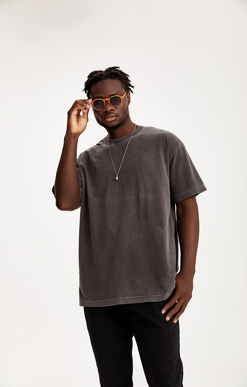 Camiseta Oversized Estonada Lisa Premium Masculina - IZ CONFECÇÕES