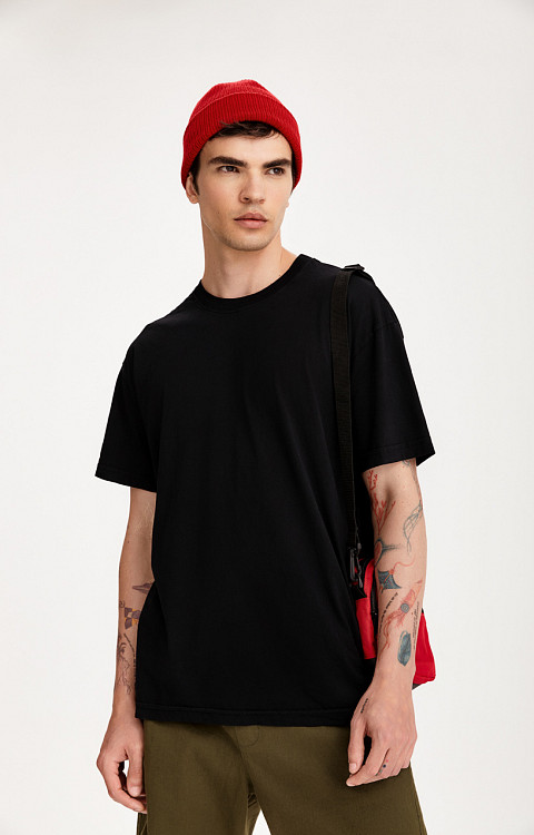 Camiseta Oversized Lisa de Algodão Sustentável Premium Masculina